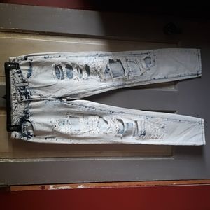 MUDD acid wash distressed jeans